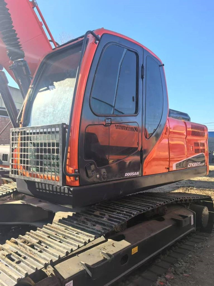 Doosan DX 225 LC-9c - حفار زحاف: صورة 5 Doosan DX 225 LC-9c - حفار زحاف: صورة 5