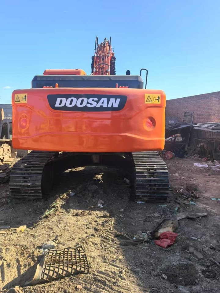 Doosan DX 225 LC - حفار زحاف: صورة 3 Doosan DX 225 LC - حفار زحاف: صورة 3