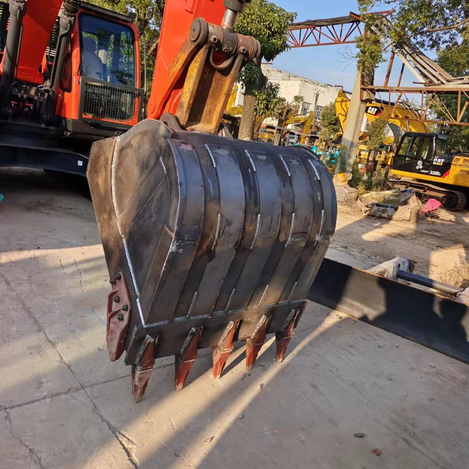 Doosan DX 225 LC - حفار زحاف: صورة 2 Doosan DX 225 LC - حفار زحاف: صورة 2