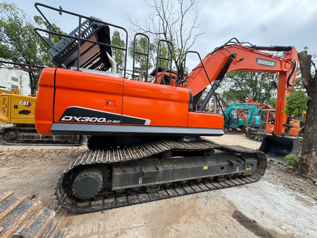 Doosan DX 300 LC LR - حفار زحاف: صورة 2 Doosan DX 300 LC LR - حفار زحاف: صورة 2