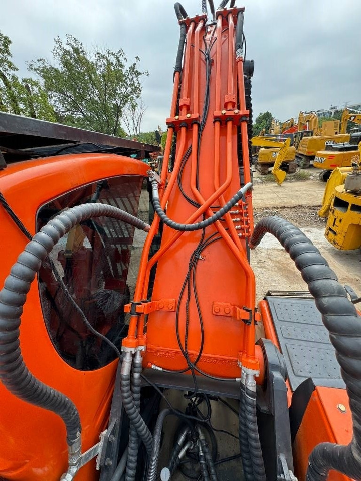 Doosan DX 300 LC LR - حفار زحاف: صورة 4 Doosan DX 300 LC LR - حفار زحاف: صورة 4