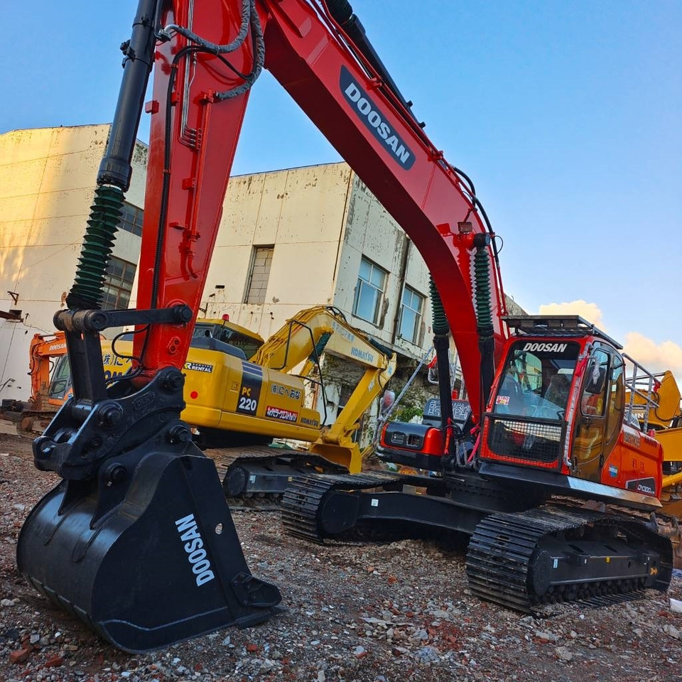 Doosan DX 300 LCA - حفار زحاف: صورة 5 Doosan DX 300 LCA - حفار زحاف: صورة 5