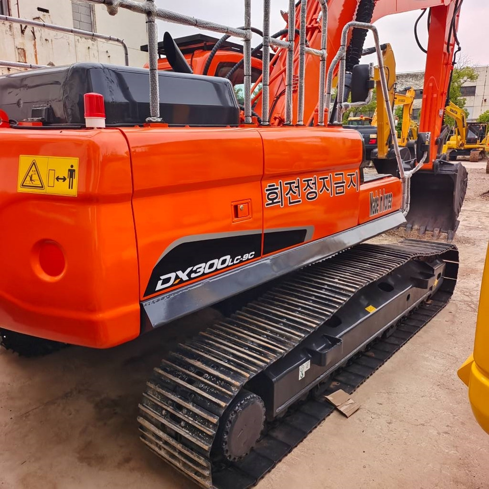 Doosan DX 300 - حفار زحاف: صورة 3 Doosan DX 300 - حفار زحاف: صورة 3