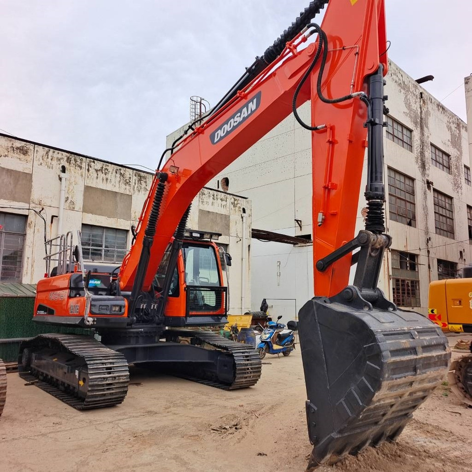 Doosan DX 300 - حفار زحاف: صورة 3 Doosan DX 300 - حفار زحاف: صورة 3