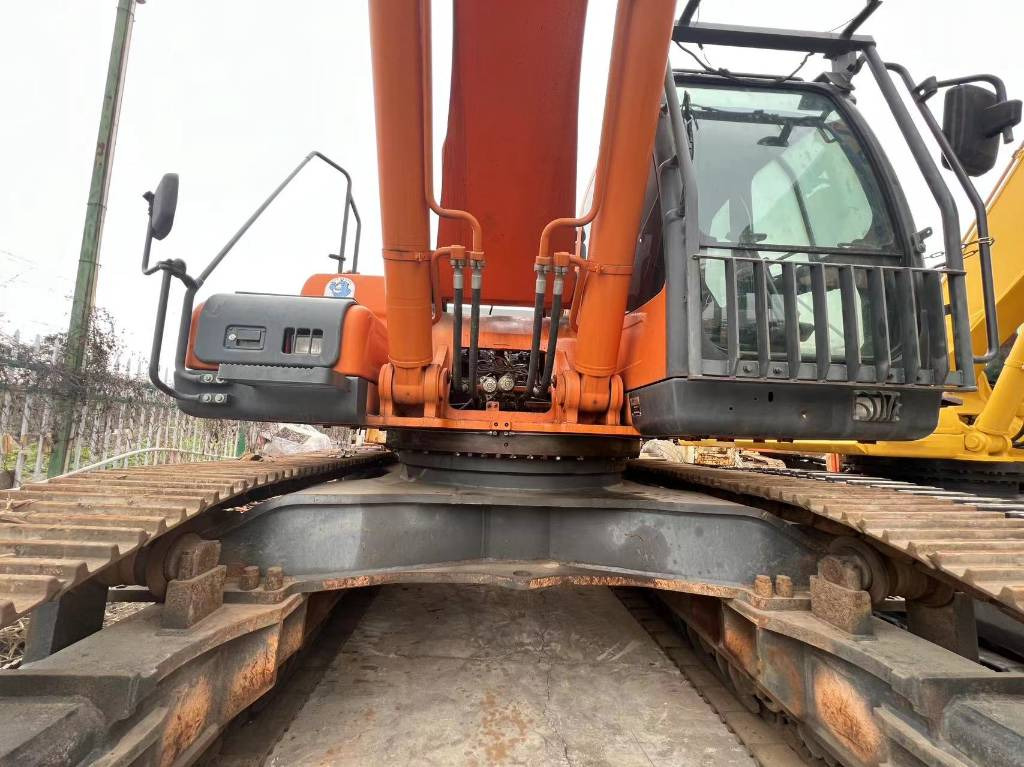 Doosan DX 500 LCA - حفار زحاف: صورة 3 Doosan DX 500 LCA - حفار زحاف: صورة 3