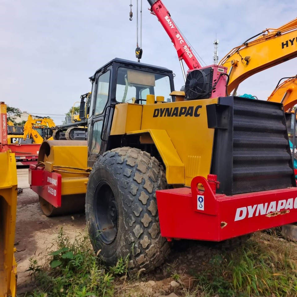 Dynapac CA 251 D - مدحلة ضاغطة: صورة 3 Dynapac CA 251 D - مدحلة ضاغطة: صورة 3