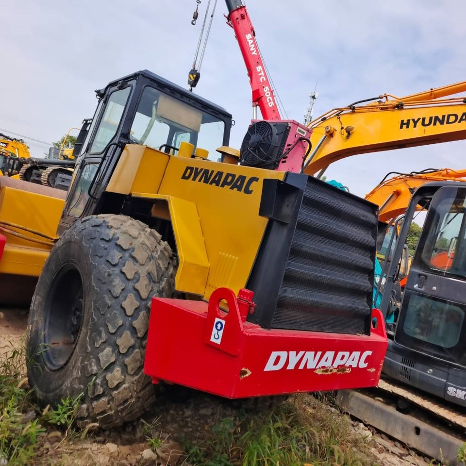 Dynapac CA 251 D - مدحلة ضاغطة: صورة 4 Dynapac CA 251 D - مدحلة ضاغطة: صورة 4