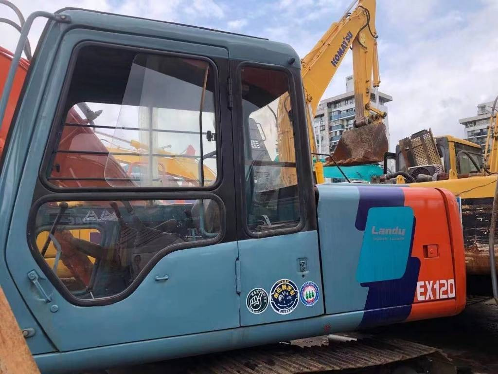 Hitachi EX 120-3 - حفار زحاف: صورة 5 Hitachi EX 120-3 - حفار زحاف: صورة 5