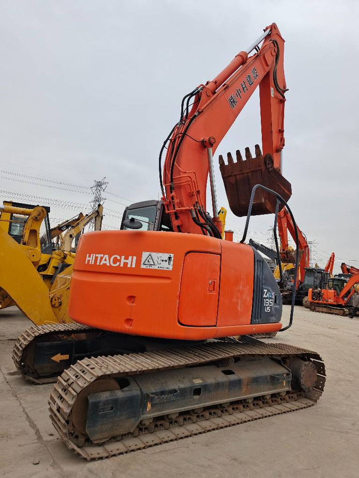 Hitachi ZX 135 US - حفار زحاف: صورة 2 Hitachi ZX 135 US - حفار زحاف: صورة 2