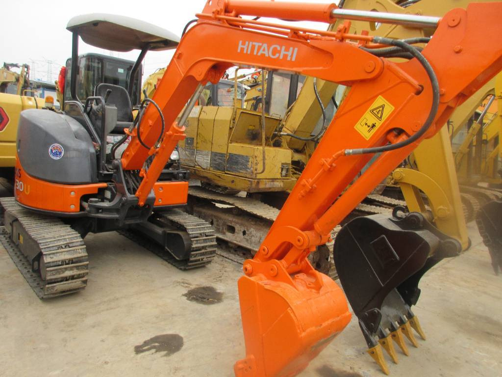 Hitachi ZX 30 U - حفارة مُصَّغرة: صورة 2 Hitachi ZX 30 U - حفارة مُصَّغرة: صورة 2