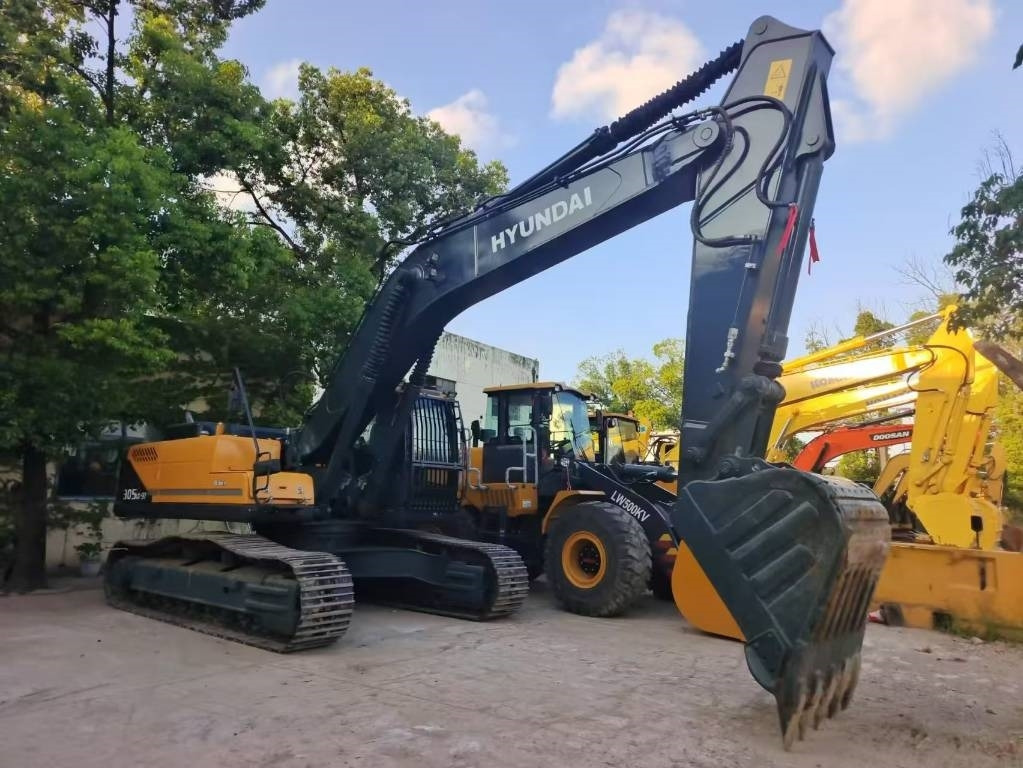 Hyundai 305 LC-9S - حفار زحاف: صورة 5 Hyundai 305 LC-9S - حفار زحاف: صورة 5