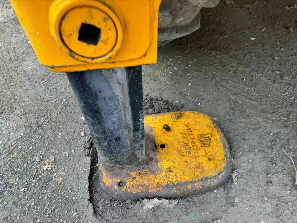 حفارة دولاب JCB 3 CX: صورة 12