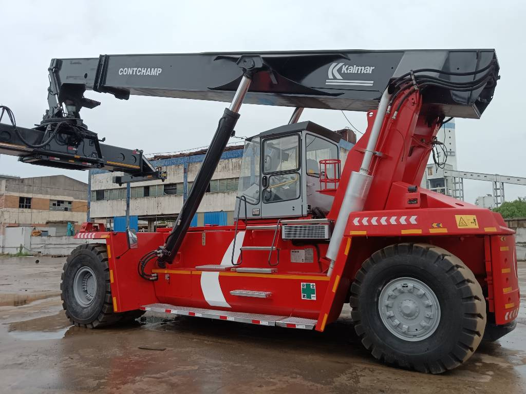 Kalmar DRF 450 - المعبِّئ المناول: صورة 1 Kalmar DRF 450 - المعبِّئ المناول: صورة 1