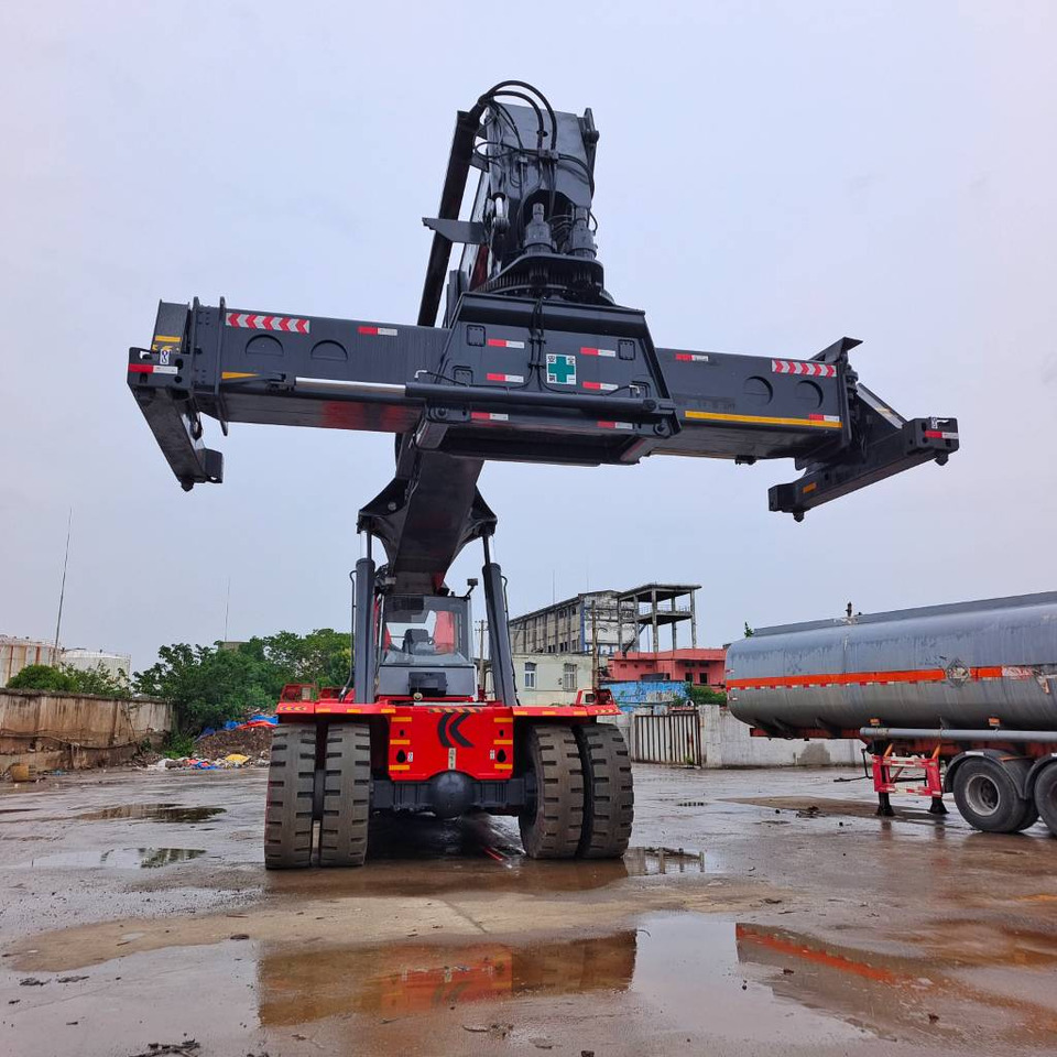 Kalmar DRF 450 - المعبِّئ المناول: صورة 2 Kalmar DRF 450 - المعبِّئ المناول: صورة 2