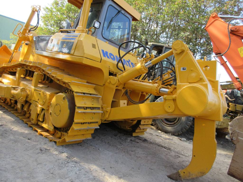 Komatsu D 155A - جرافة: صورة 4 Komatsu D 155A - جرافة: صورة 4