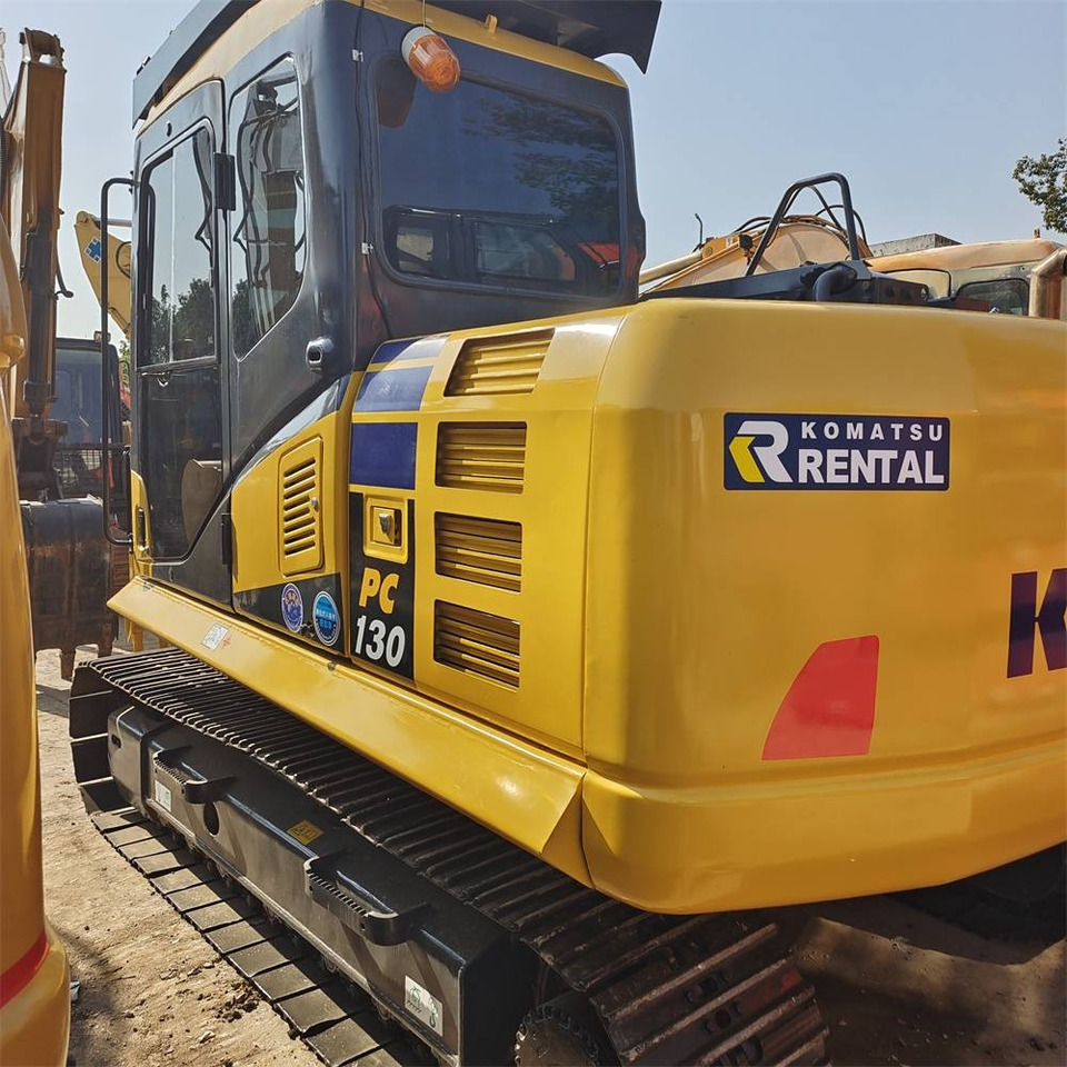 Komatsu PC 130 - حفار زحاف: صورة 1 Komatsu PC 130 - حفار زحاف: صورة 1