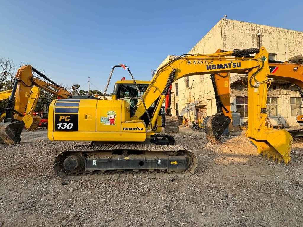 Komatsu PC 130 - حفار زحاف: صورة 5 Komatsu PC 130 - حفار زحاف: صورة 5