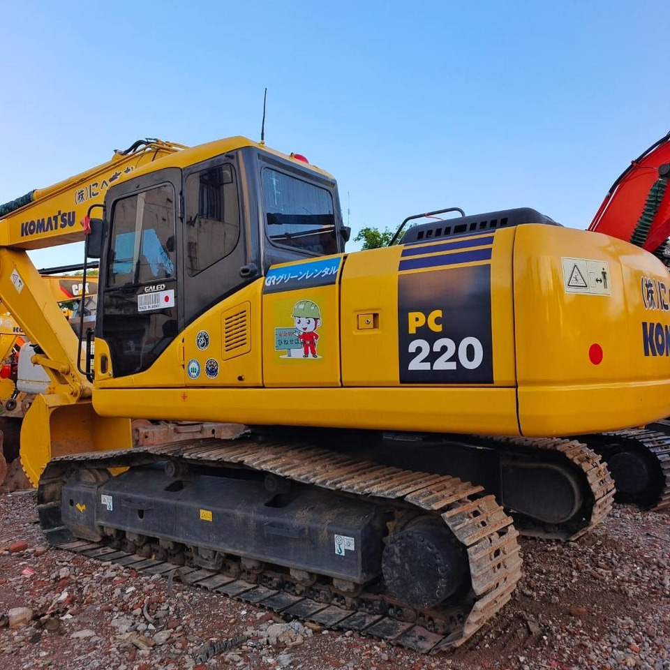 Komatsu PC 200 - حفار زحاف: صورة 4 Komatsu PC 200 - حفار زحاف: صورة 4
