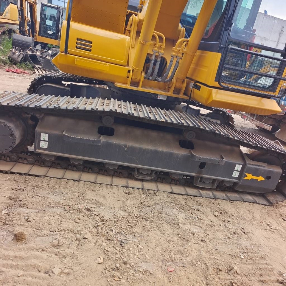 حفار زحاف Komatsu PC 200: صورة 13