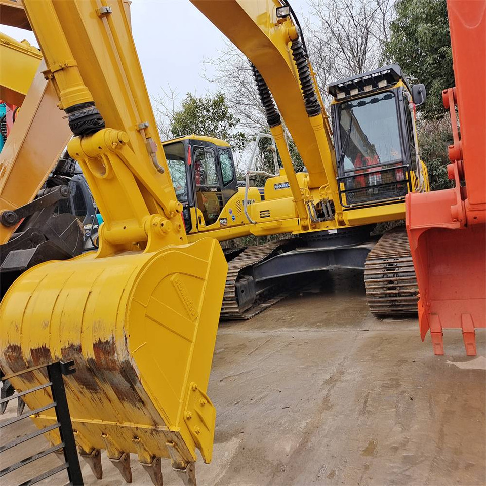 Komatsu PC 210 LC - حفار زحاف: صورة 2 Komatsu PC 210 LC - حفار زحاف: صورة 2