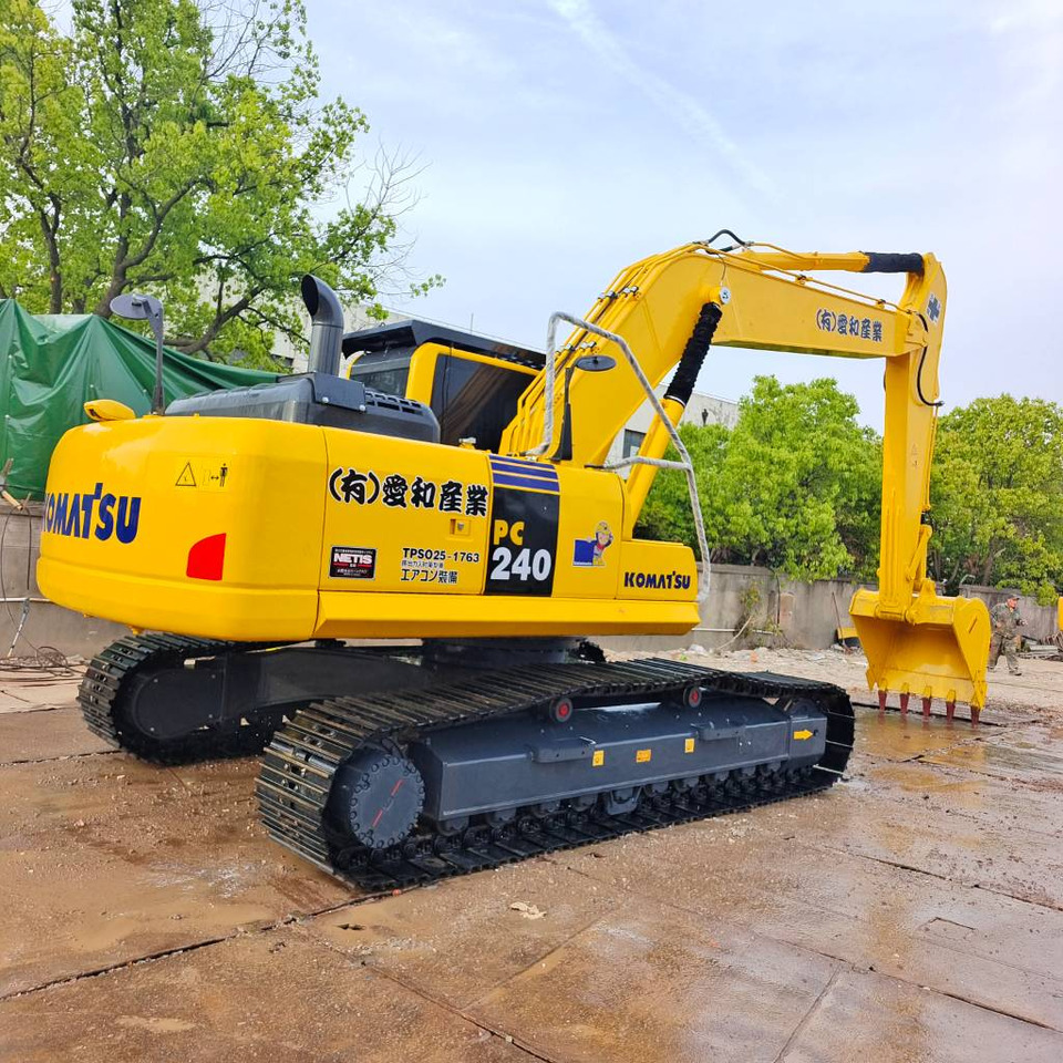 Komatsu PC 240 LC-8 - حفار زحاف: صورة 1 Komatsu PC 240 LC-8 - حفار زحاف: صورة 1
