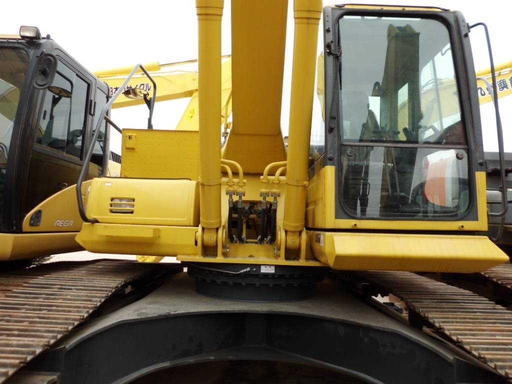 Komatsu PC 240 - حفار زحاف: صورة 4 Komatsu PC 240 - حفار زحاف: صورة 4