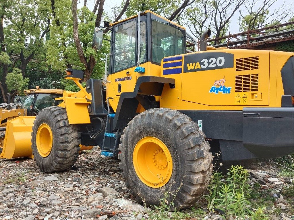 Komatsu WA 320-5 - اللودر بعجل: صورة 3 Komatsu WA 320-5 - اللودر بعجل: صورة 3