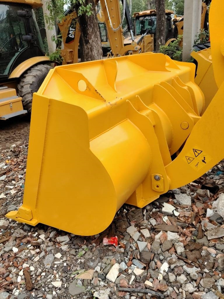Komatsu WA 320-5 - اللودر بعجل: صورة 5 Komatsu WA 320-5 - اللودر بعجل: صورة 5