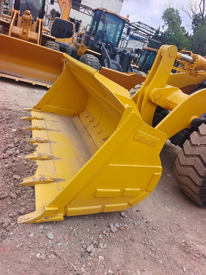 Komatsu WA 380 - اللودر بعجل: صورة 3 Komatsu WA 380 - اللودر بعجل: صورة 3