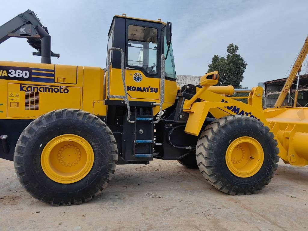 Komatsu WA 380 - اللودر بعجل: صورة 3 Komatsu WA 380 - اللودر بعجل: صورة 3