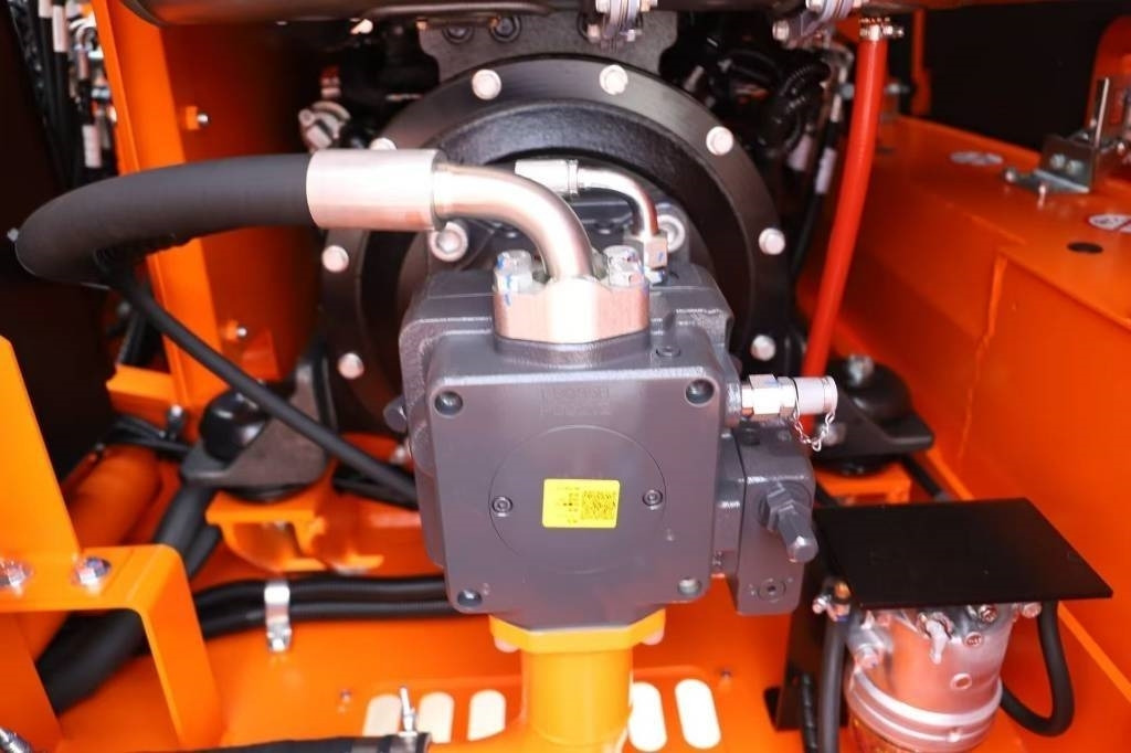 Lonking LG 6075G4 100% Brand New One - حفار زحاف: صورة 3 Lonking LG 6075G4 100% Brand New One - حفار زحاف: صورة 3