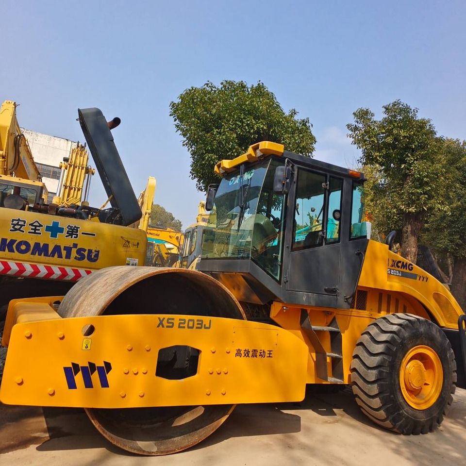 XCMG XS 203 J - مدحلة ضاغطة: صورة 1 XCMG XS 203 J - مدحلة ضاغطة: صورة 1