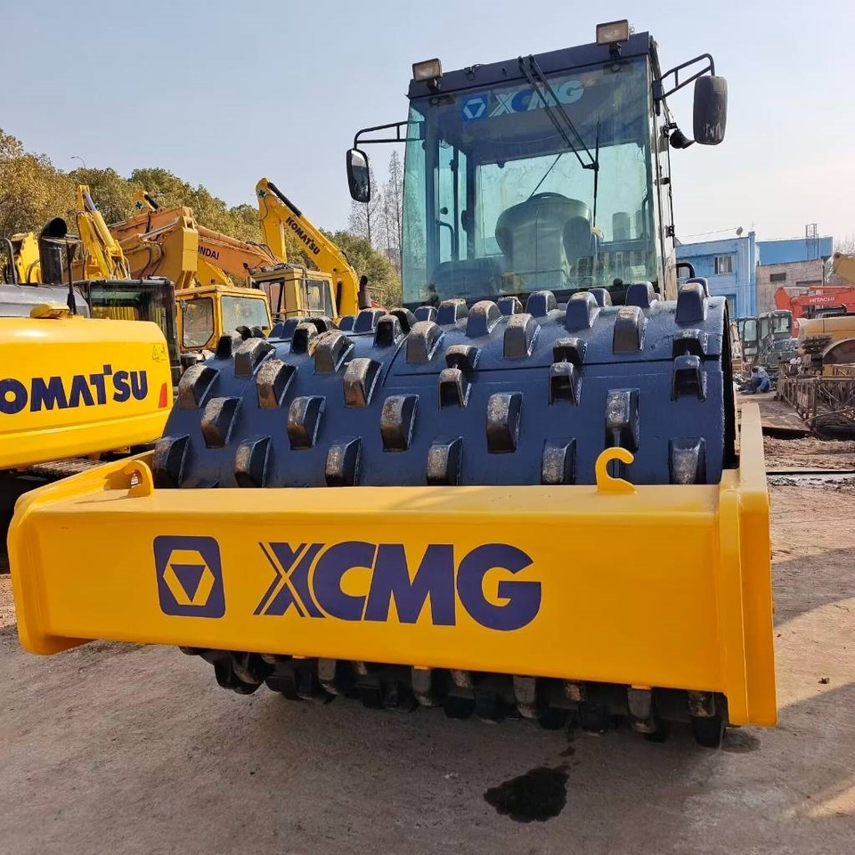 XCMG XS 223 J - مدحلة ضاغطة: صورة 2 XCMG XS 223 J - مدحلة ضاغطة: صورة 2
