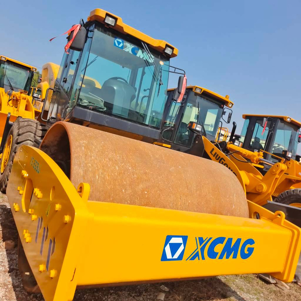 XCMG XS263J - مدحلة ضاغطة: صورة 4 XCMG XS263J - مدحلة ضاغطة: صورة 4