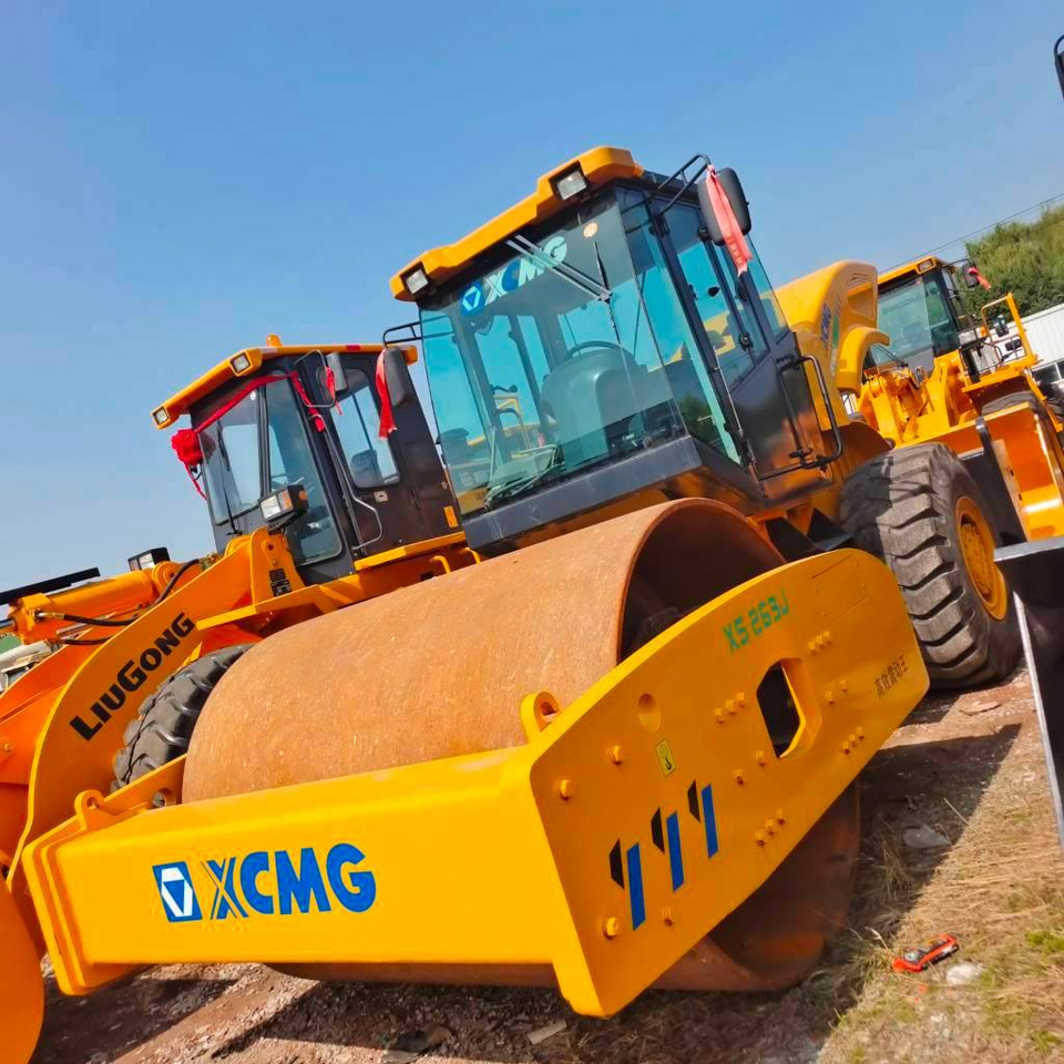 XCMG XS263J - مدحلة ضاغطة: صورة 2 XCMG XS263J - مدحلة ضاغطة: صورة 2