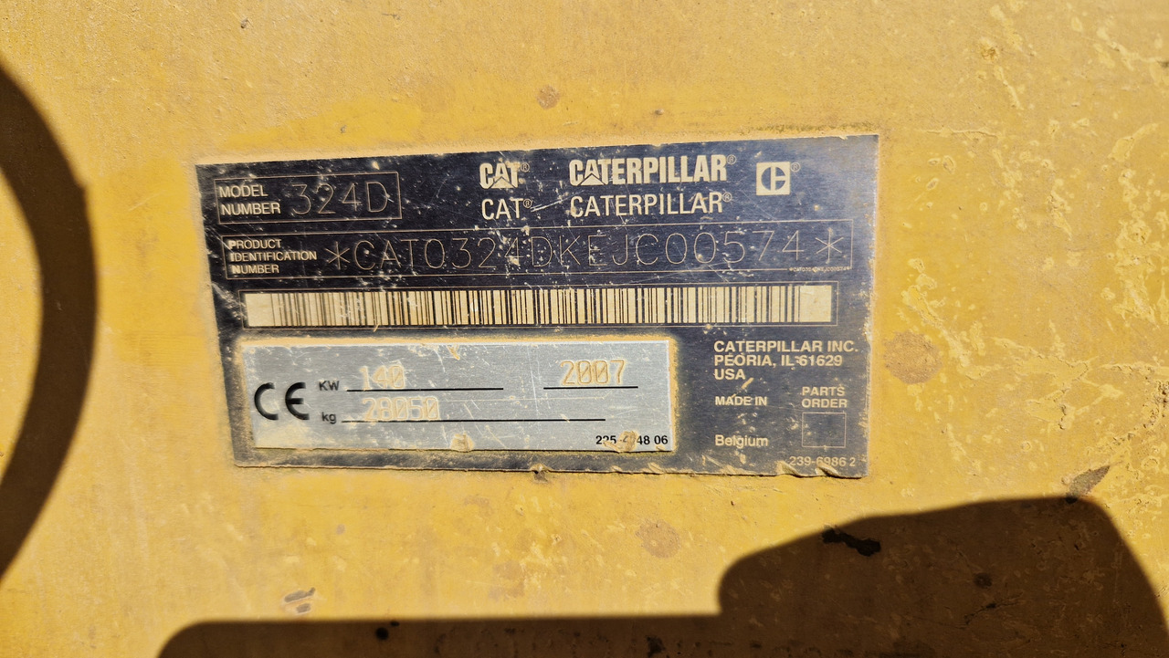 CAT 324 D Deutsche Maschine | Schnellwechsler | Löffel | Hammerhydraulik | 8016h original - حفار زحاف: صورة 3 CAT 324 D Deutsche Maschine | Schnellwechsler | Löffel | Hammerhydraulik | 8016h original - حفار زحاف: صورة 3