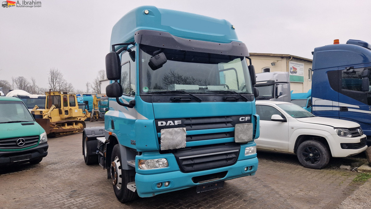 Daf FT CF 2x Nebenantrieb, Kipphydraulik deutsches Fahrzeug, fehlerfrei im Display - وحدة جر: صورة 2 Daf FT CF 2x Nebenantrieb, Kipphydraulik deutsches Fahrzeug, fehlerfrei im Display - وحدة جر: صورة 2