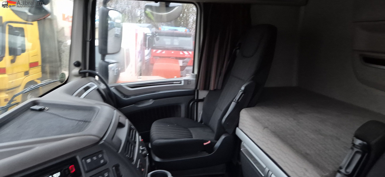 Daf XF 480 FT einsatzbereit 2 x vorhanden - وحدة جر: صورة 2 Daf XF 480 FT einsatzbereit 2 x vorhanden - وحدة جر: صورة 2