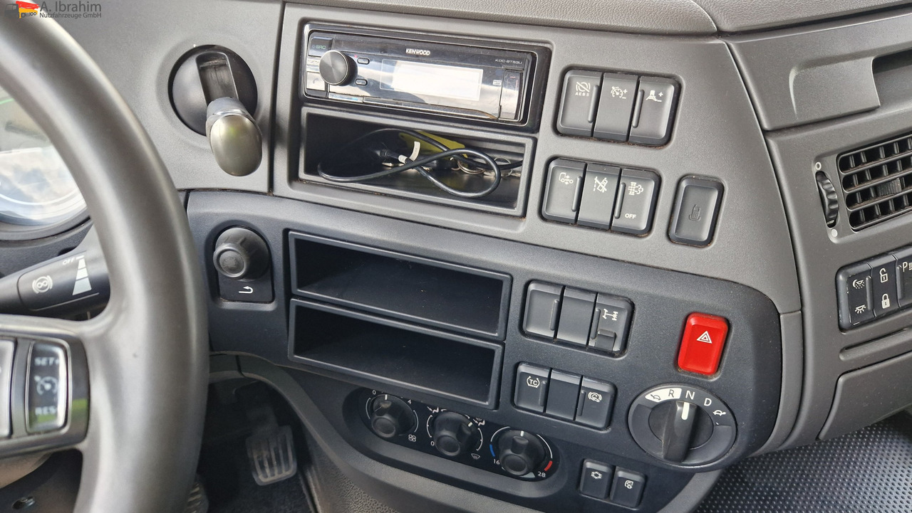 Daf XF460 Superspacecab, 2x Tank, Retarder - وحدة جر: صورة 3 Daf XF460 Superspacecab, 2x Tank, Retarder - وحدة جر: صورة 3