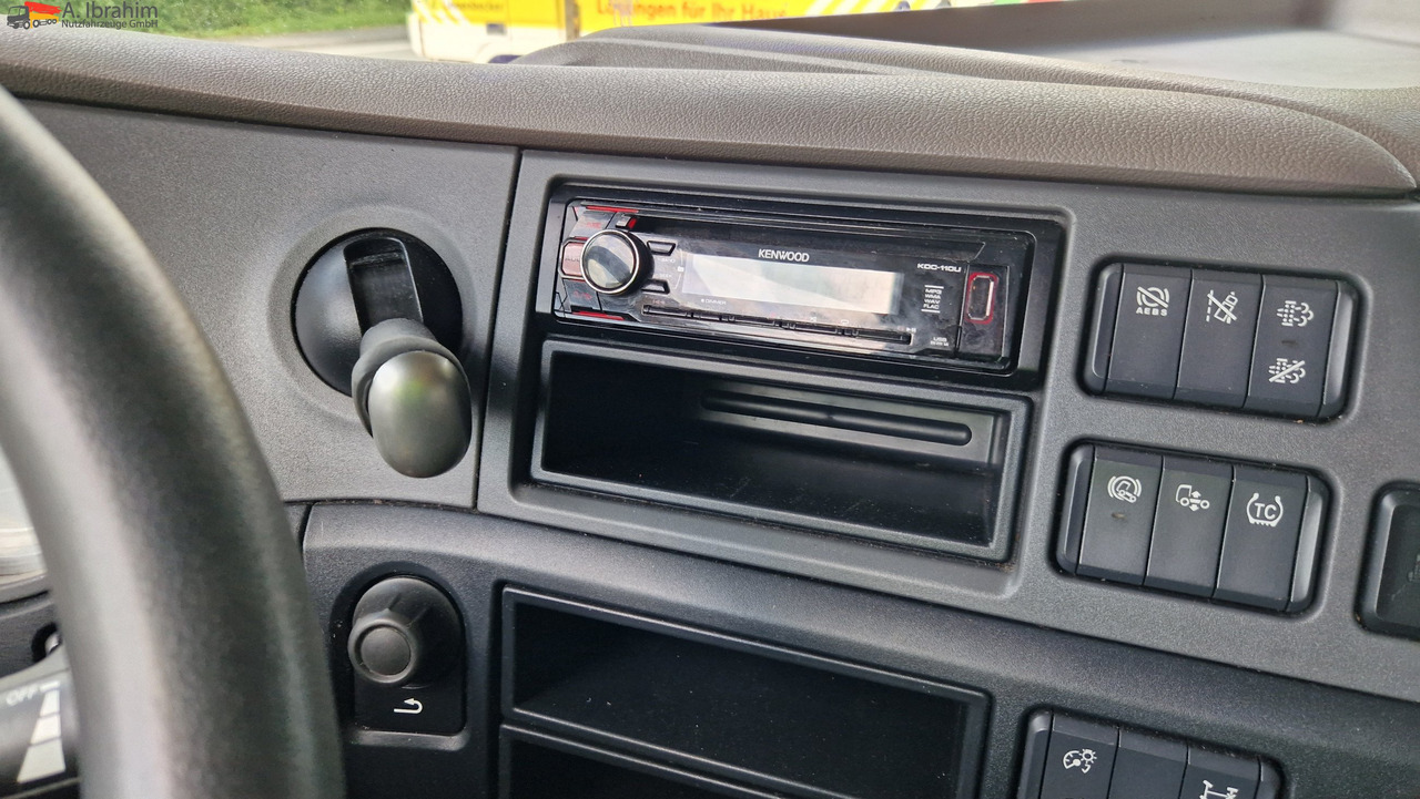 Daf XF480 2x Tank, Retarder, Standklima Topzustand, fehlerfrei im Display - وحدة جر: صورة 5 Daf XF480 2x Tank, Retarder, Standklima Topzustand, fehlerfrei im Display - وحدة جر: صورة 5