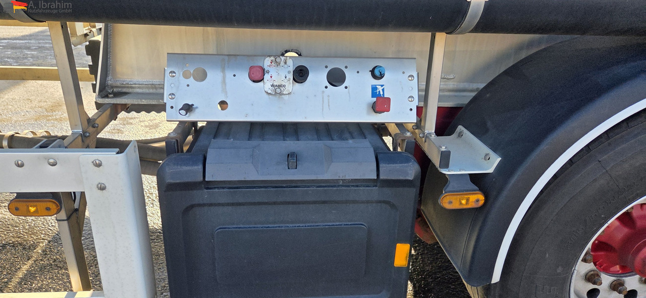 Feldbinder EUT 40.3 Liftachse, Scheibenbremse Topzustand | einsatzbereit - بلكر: صورة 3 Feldbinder EUT 40.3 Liftachse, Scheibenbremse Topzustand | einsatzbereit - بلكر: صورة 3