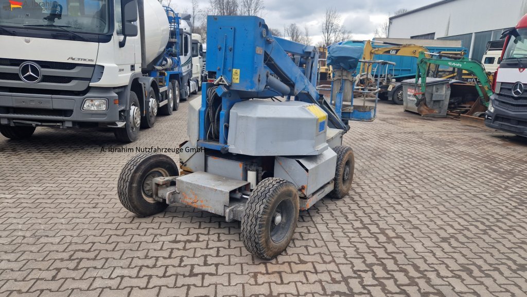 Genie 45/22 Elektro 15,70 m Höhe, 7,70 m Reichweite dem Alter entspr. - شاحنة ذراع مفصلي: صورة 1 Genie 45/22 Elektro 15,70 m Höhe, 7,70 m Reichweite dem Alter entspr. - شاحنة ذراع مفصلي: صورة 1