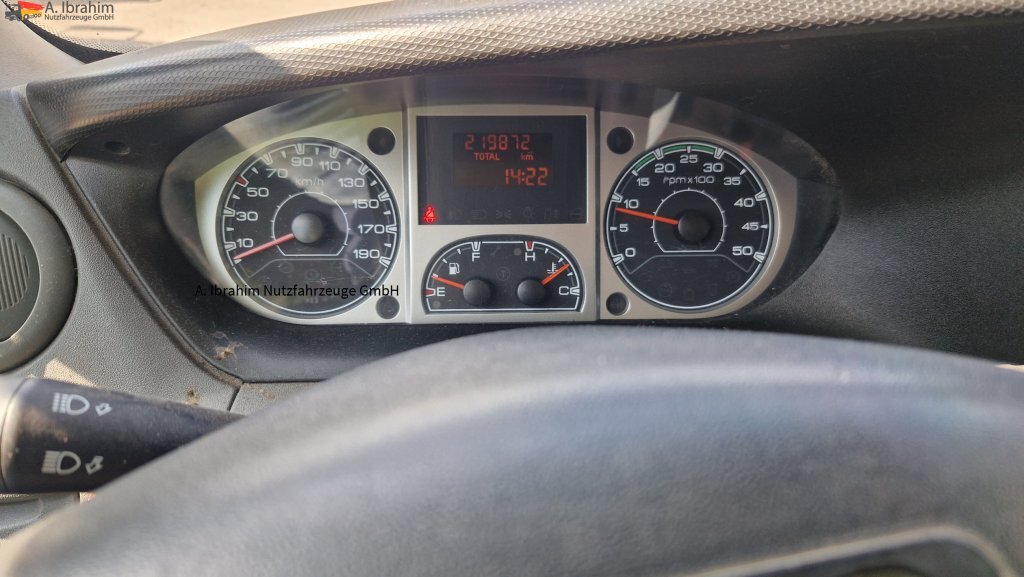 Iveco C25C DOKA AHK - شاحنة مفتوحة: صورة 4 Iveco C25C DOKA AHK - شاحنة مفتوحة: صورة 4