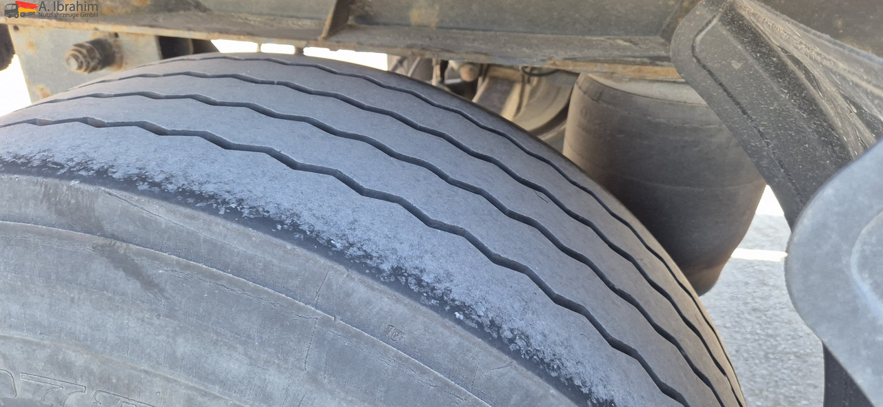 Krone AZP Schiebeplane, Edscha - مقطورة ستارة جانبية: صورة 3 Krone AZP Schiebeplane, Edscha - مقطورة ستارة جانبية: صورة 3