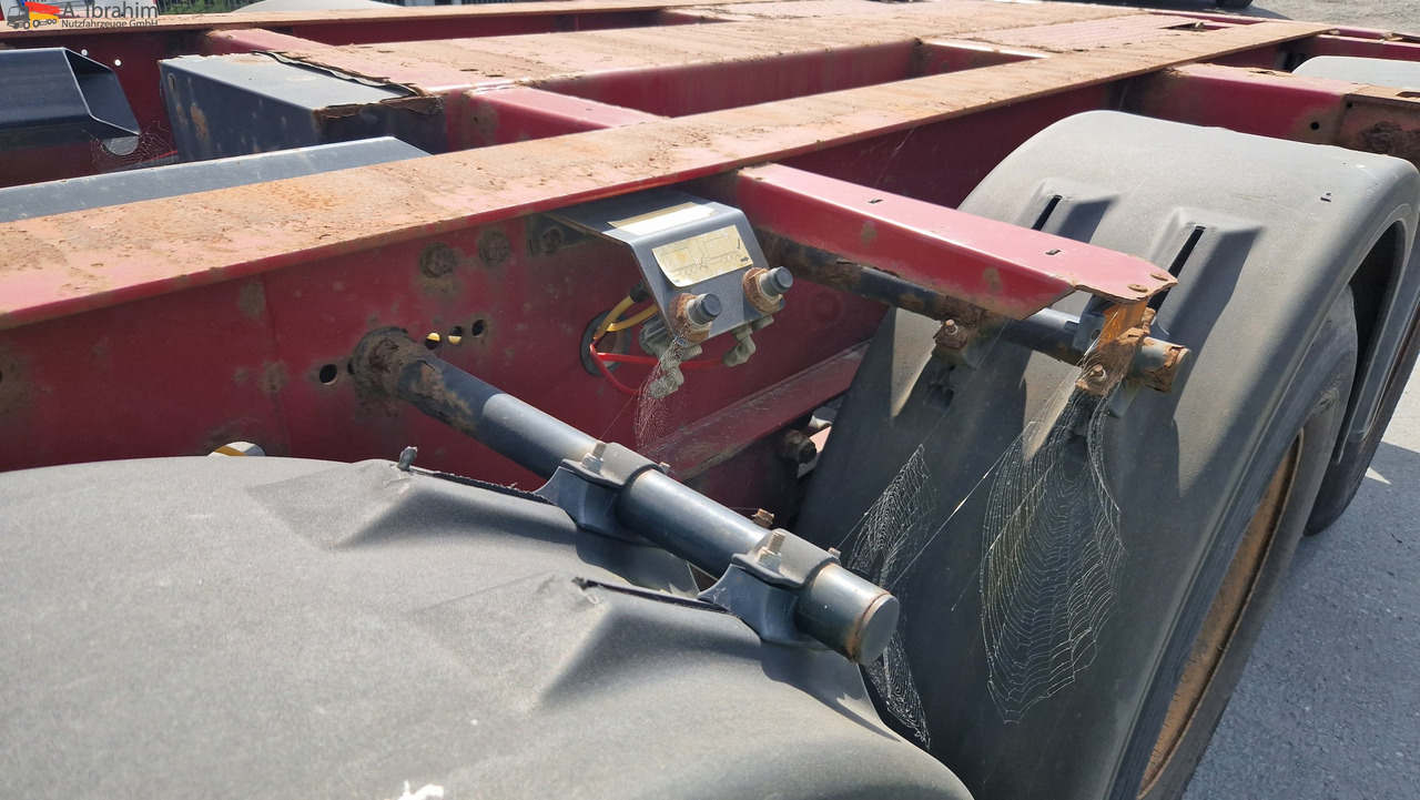 Krone SD Containerchassis 2x 20, 30, 40 ft deutscher Auflieger, ausziehbar - نصف مقطورة لنقل الحاويات: صورة 2 Krone SD Containerchassis 2x 20, 30, 40 ft deutscher Auflieger, ausziehbar - نصف مقطورة لنقل الحاويات: صورة 2