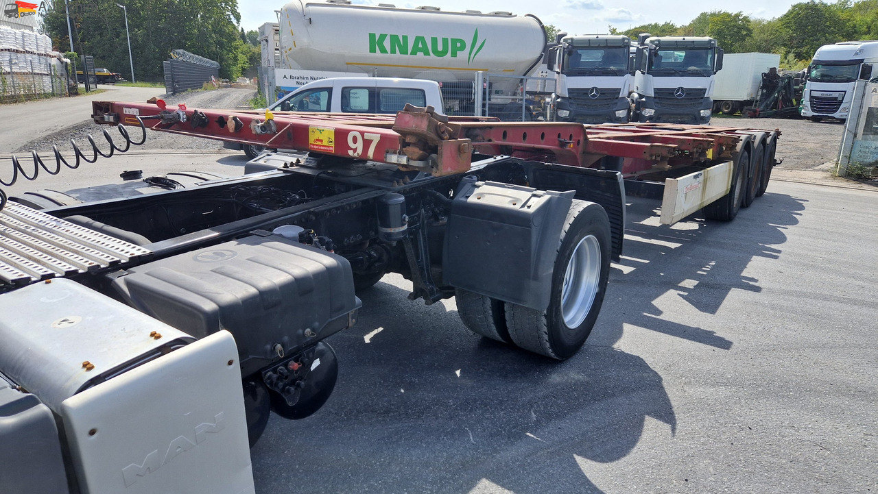 Krone SD Containerchassis 2x 20, 30, 40 ft deutscher Auflieger, ausziehbar - نصف مقطورة لنقل الحاويات: صورة 1 Krone SD Containerchassis 2x 20, 30, 40 ft deutscher Auflieger, ausziehbar - نصف مقطورة لنقل الحاويات: صورة 1