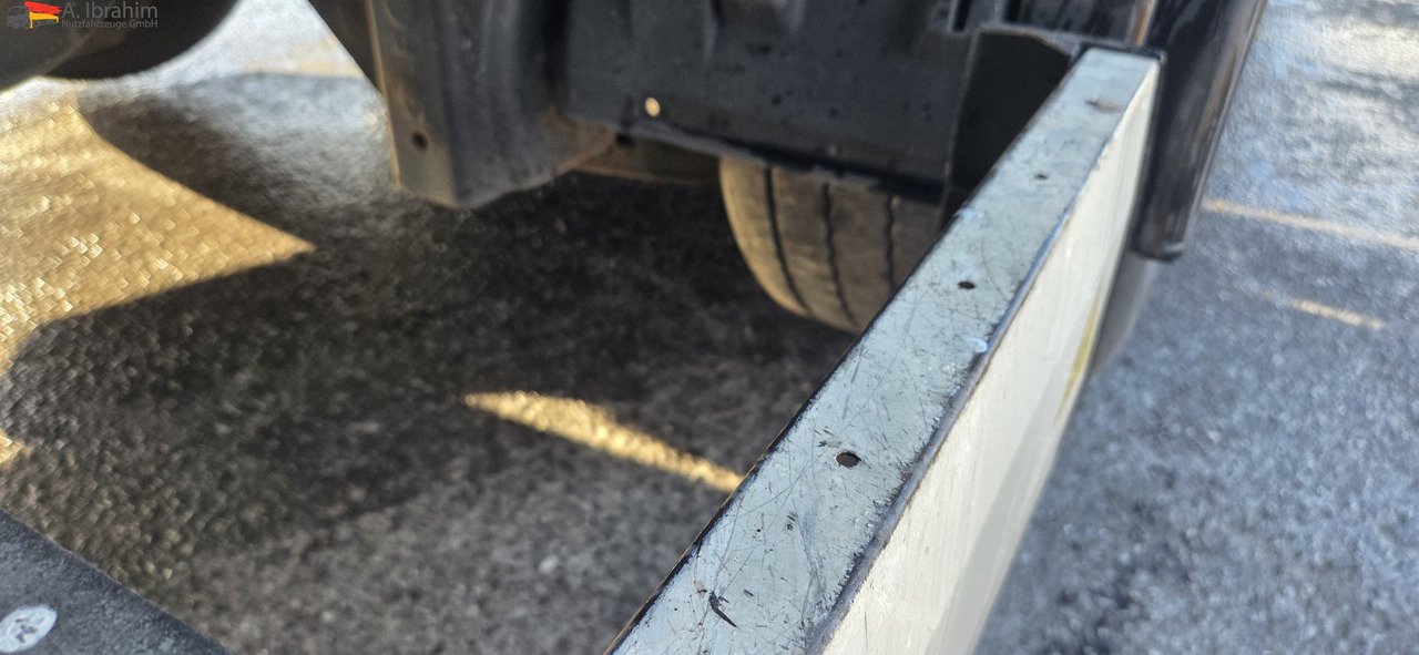 Krone SD Megatrailer Hubdach Liftachse | SAF Achsen - نصف مقطورة ستارة: صورة 2 Krone SD Megatrailer Hubdach Liftachse | SAF Achsen - نصف مقطورة ستارة: صورة 2