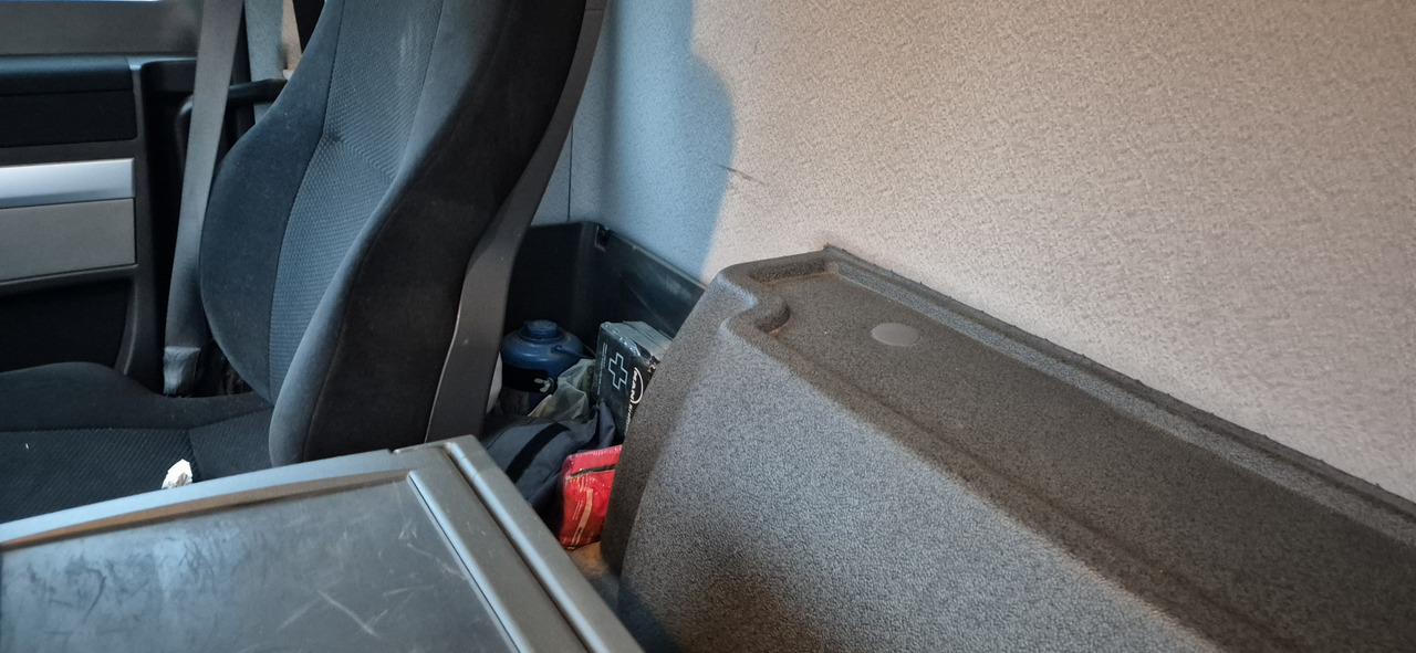 MAN 28.440 TGS 26.440 mit PK 18002 Kran - شاحنة كرين, شاحنات مسطحة: صورة 5 MAN 28.440 TGS 26.440 mit PK 18002 Kran - شاحنة كرين, شاحنات مسطحة: صورة 5