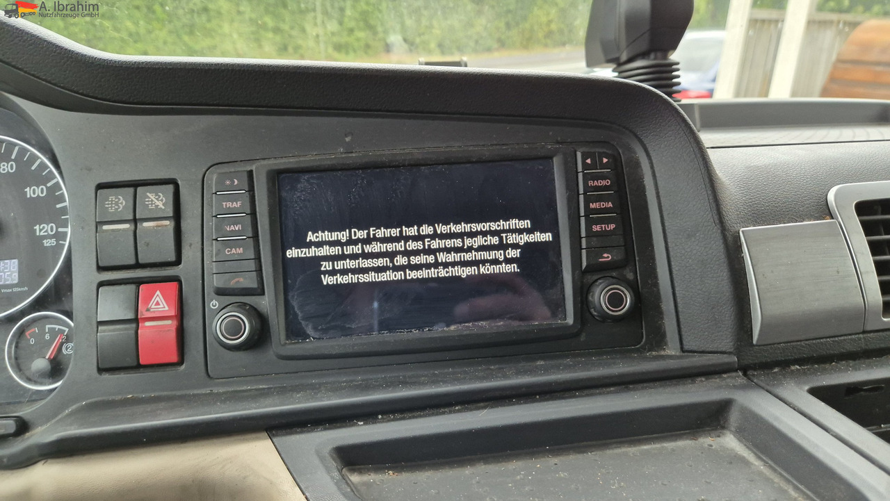 MAN 8.250 7,30 m Koffer, Navi, Topzustand - شاحنة مغلقة الصندوق: صورة 2 MAN 8.250 7,30 m Koffer, Navi, Topzustand - شاحنة مغلقة الصندوق: صورة 2