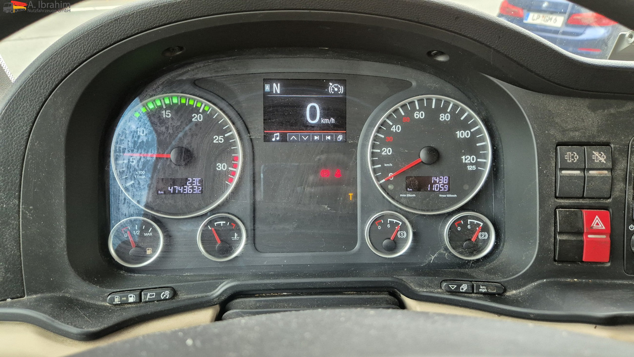 شاحنة مغلقة الصندوق MAN 8.250 7,30 m Koffer, Navi, Topzustand: صورة 15 شاحنة مغلقة الصندوق MAN 8.250 7,30 m Koffer, Navi, Topzustand: صورة 15